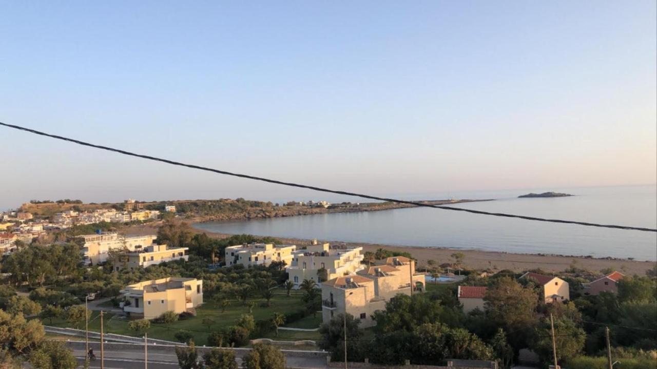 شقة Pink House باليوخورا المظهر الخارجي الصورة